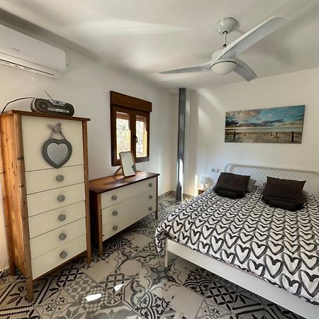 Precioso Apartamento Con A/A En Ruzafa Con Terracita Privada Y Acceso A Un Jardin, Para 2-3 Personas Valencia Ngoại thất bức ảnh