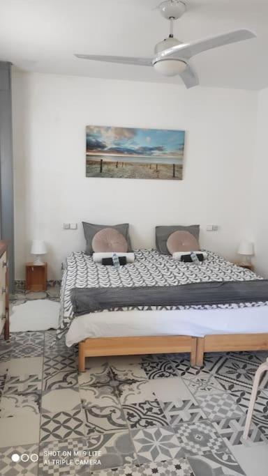 Precioso Apartamento Con A/A En Ruzafa Con Terracita Privada Y Acceso A Un Jardin, Para 2-3 Personas Valencia Ngoại thất bức ảnh