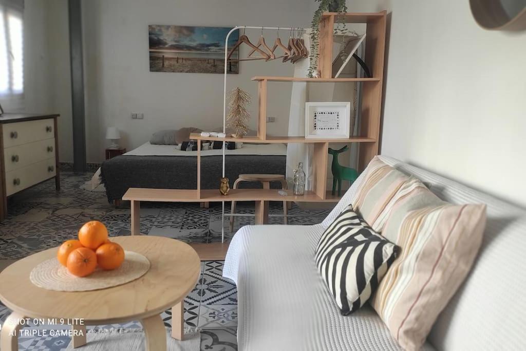 Precioso Apartamento Con A/A En Ruzafa Con Terracita Privada Y Acceso A Un Jardin, Para 2-3 Personas Valencia Ngoại thất bức ảnh